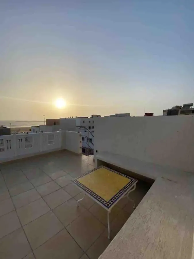 Apartmán Sea View Private Terrace - Fibre Wi-Fi & Netflix As-Sawíra